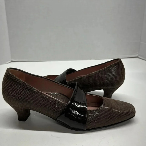 BeautiFeel MaryJane Comfort Pump Heels Chocolate Brown Textured Size 40 10 - Picture 1 of 11
